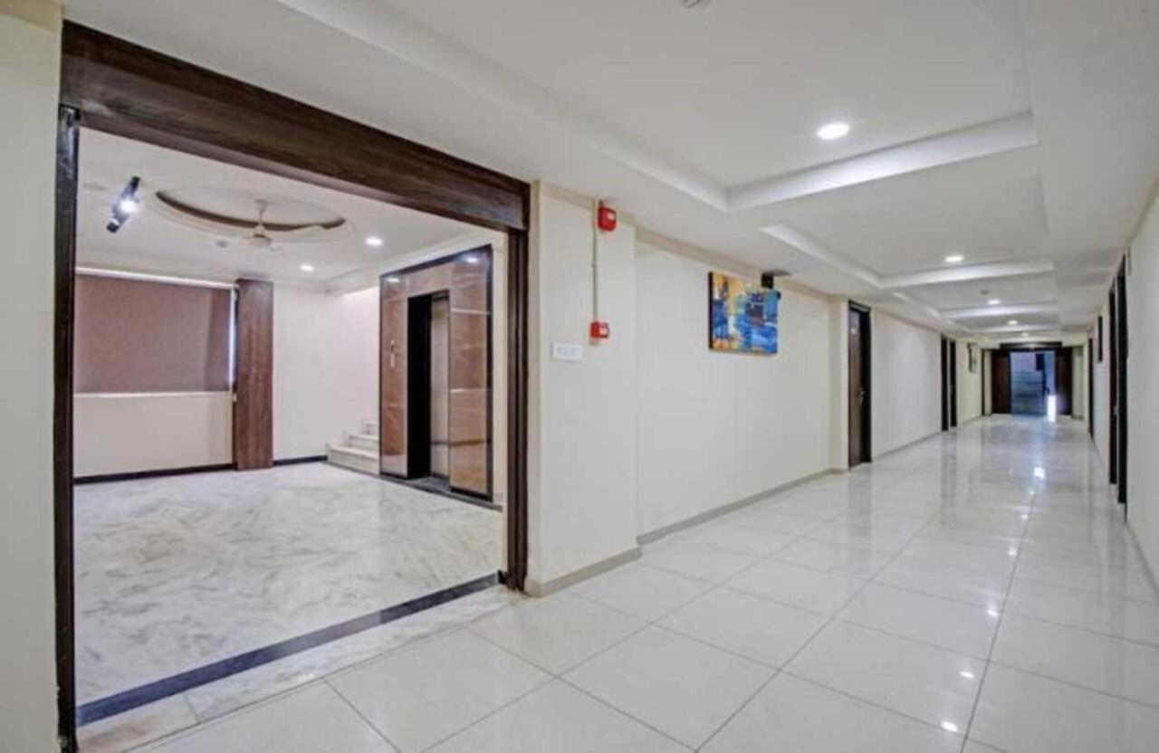 Alba Premier, Ahmedabad Exterior foto